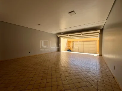 Foto Casa com 7 Dormitórios