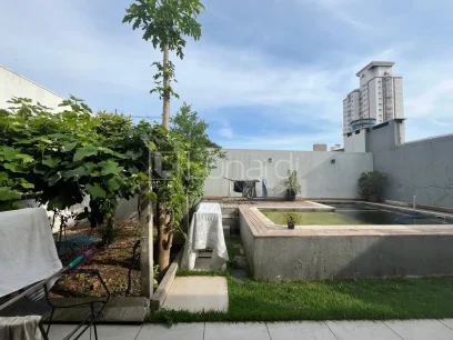 Foto Casa com 2 Dormitórios