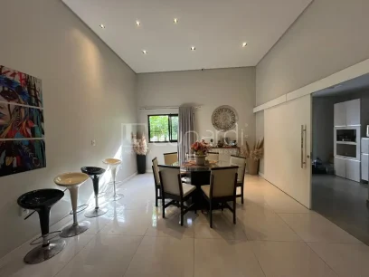 Foto Casa com 2 Dormitórios