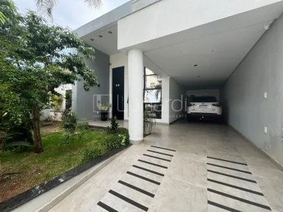 Casa com 2 Dormitórios