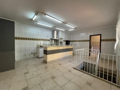 Foto Casa com 4 Dormitórios