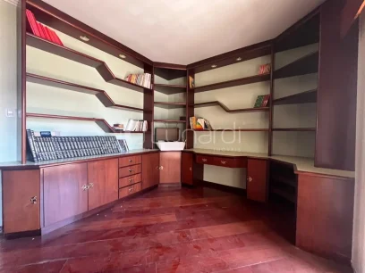 Foto Casa com 4 Dormitórios