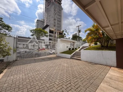 Foto Casa com 3 Dormitórios