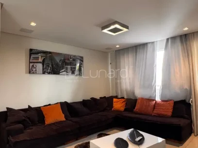 Foto Casa com 3 Dormitórios