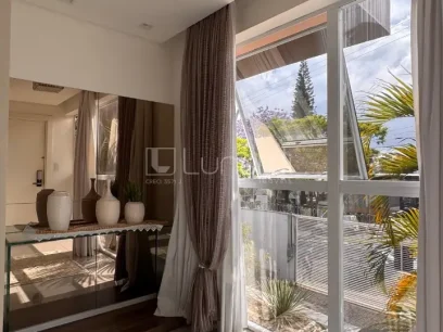 Foto Casa com 3 Dormitórios