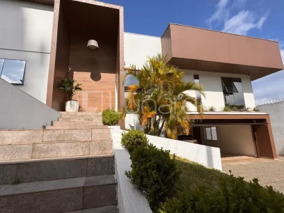 Foto Casa com 3 Dormitórios