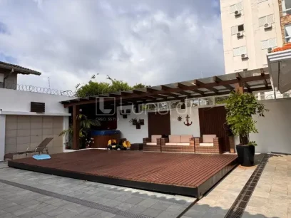 Foto Casa com 3 Dormitórios