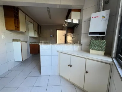Foto Apartamento com 3 Dormitórios