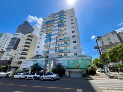 Apartamento com 3 Dormitórios