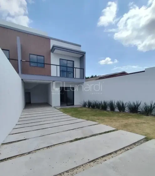 Sobrado com 3 Dormitórios