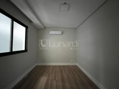 Foto Apartamento com 2 Dormitórios