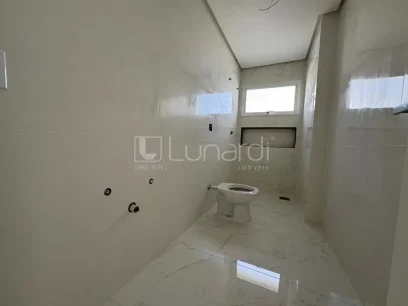 Foto Apartamento com 4 Dormitórios