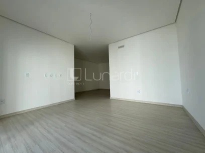 Foto Apartamento com 4 Dormitórios