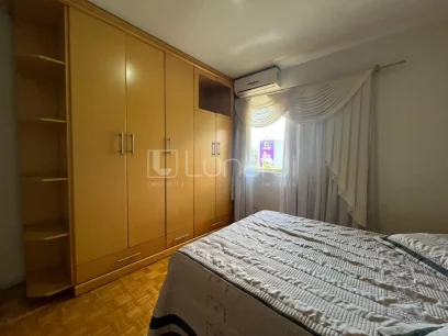 Foto Apartamento com 3 Dormitórios