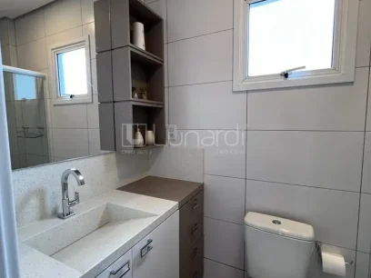 Foto Apartamento com 3 Suítes