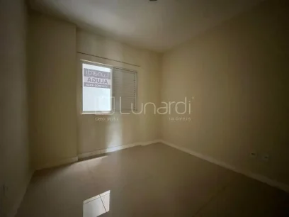 Foto Apartamento com 2 Dormitórios