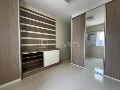 Foto Apartamento com 2 Dormitórios