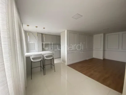 Apartamento com 3 Dormitórios