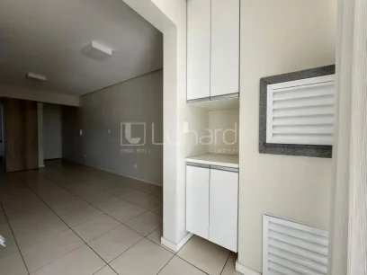 Foto Apartamento com 2 Dormitórios
