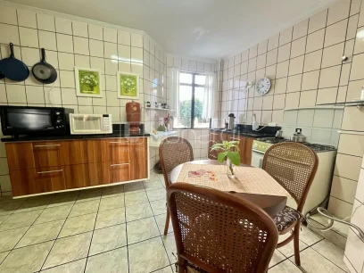 Foto Apartamento com 3 Dormitórios