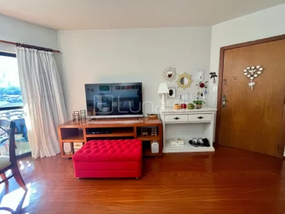 Foto Apartamento com 3 Dormitórios