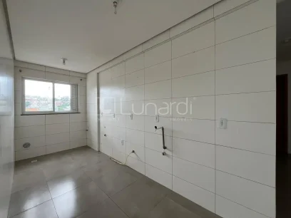 Foto Apartamento com 2 Dormitórios