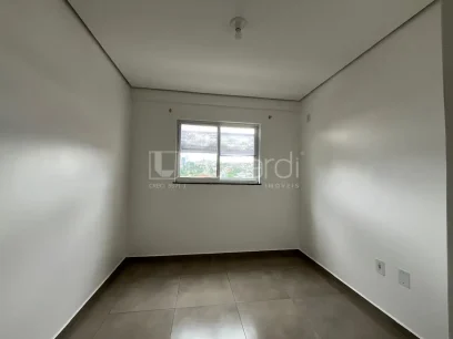 Foto Apartamento com 2 Dormitórios