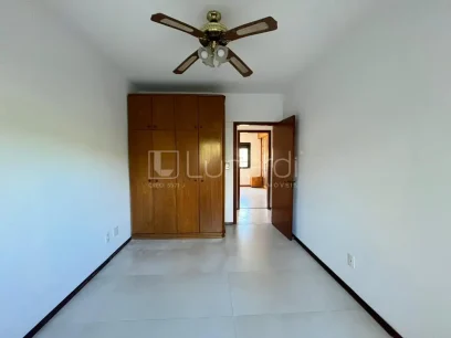 Foto Apartamento com 3 Dormitórios