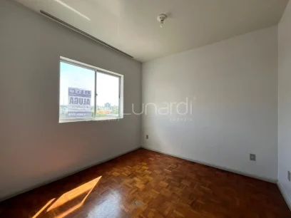 Foto Apartamento com 2 Dormitórios