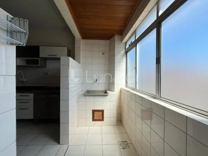 Foto Apartamento com 2 Dormitórios