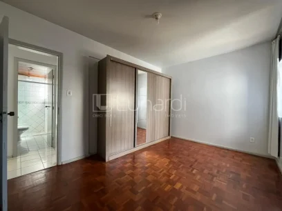 Foto Apartamento com 2 Dormitórios