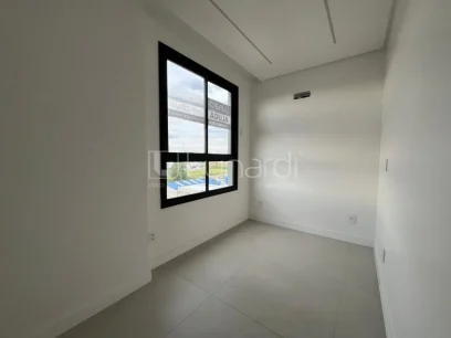 Foto Apartamento com 3 Dormitórios