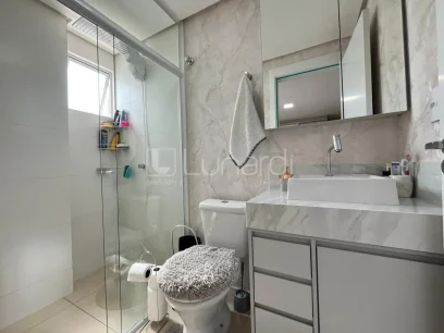 Foto Apartamento com 2 Dormitórios