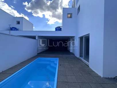 Foto Casa com 3 Suítes