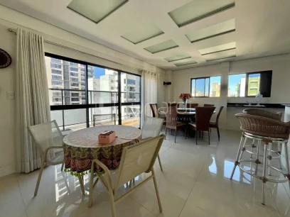 Foto Apartamento com 3 Dormitórios