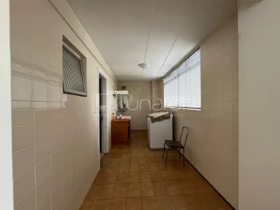 Foto Apartamento com 3 Dormitórios