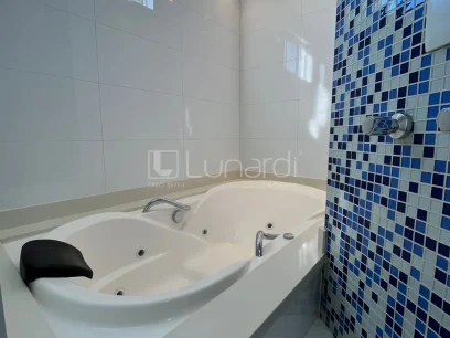 Foto Apartamento com 3 Dormitórios