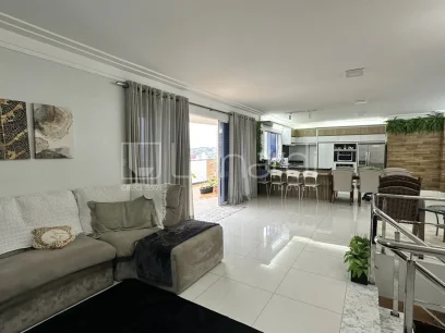 Foto Cobertura com 3 Suítes