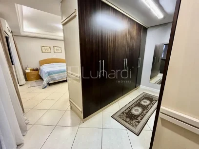 Foto Apartamento Duplex com 3 Dormitórios