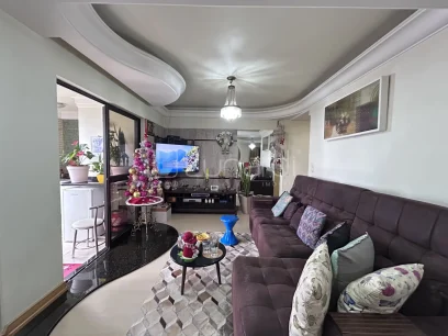 Foto Apartamento com 3 Dormitórios