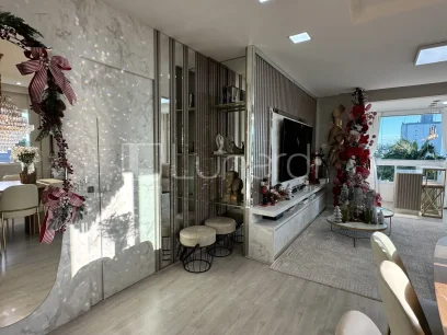 Foto Apartamento com 4 Dormitórios