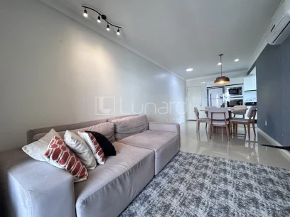 Apartamento com 2 Dormitórios