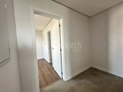 Foto Apartamento com 3 Suítes