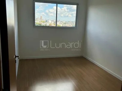 Foto Apartamento com 2 Dormitórios