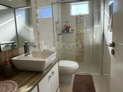 Foto Apartamento com 3 Dormitórios