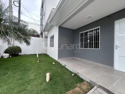 Casa com 3 Dormitórios