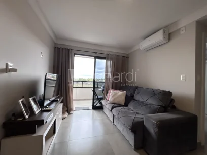 Foto Apartamento com 2 Dormitórios