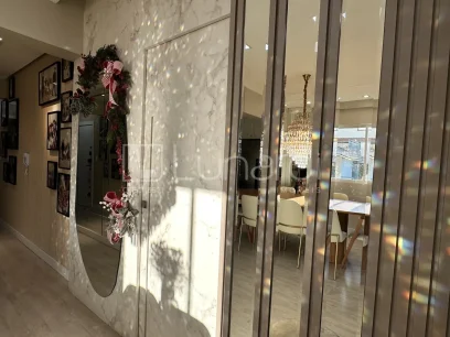 Foto Apartamento com 4 Dormitórios