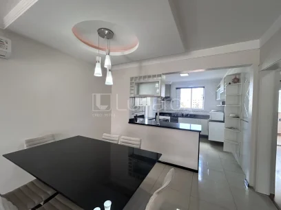 Foto Apartamento com 3 Dormitórios