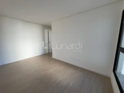 Foto Apartamento com 2 Dormitórios
